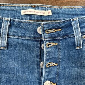 Levi's Women's High Rise Button-Fly Jeans - Blue